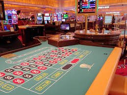 Pengguna menikmati hiburan sports dan casino dengan perlindungan data optimal